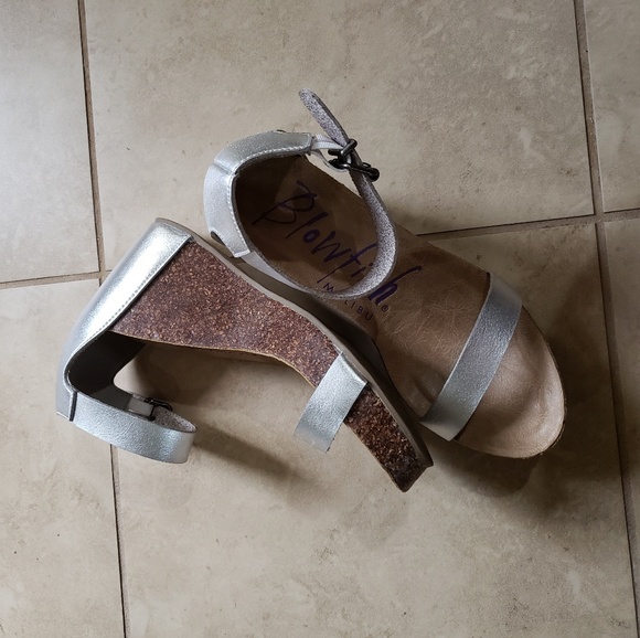 Wedges - Picture 3 of 3